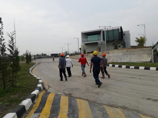 PLC hoist crane & alarm evakuasi Waskita Precast