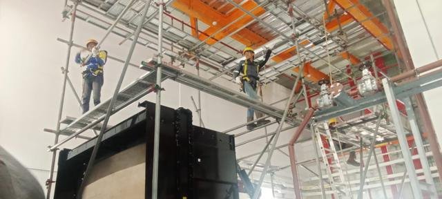 Data Center Elips — sewa & instalasi scaffolding