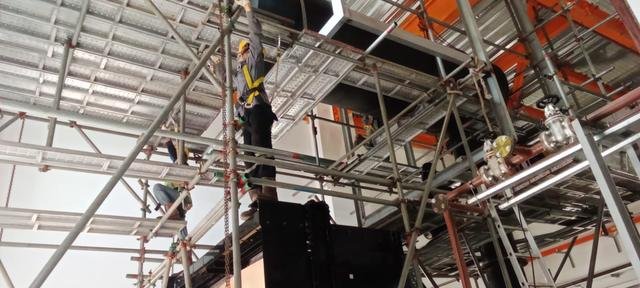 Data Center Elips — sewa & instalasi scaffolding