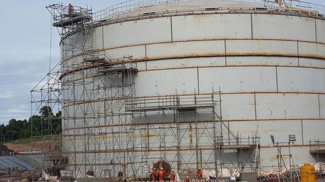 Scaffolding tangki minyak & ruang terbatas